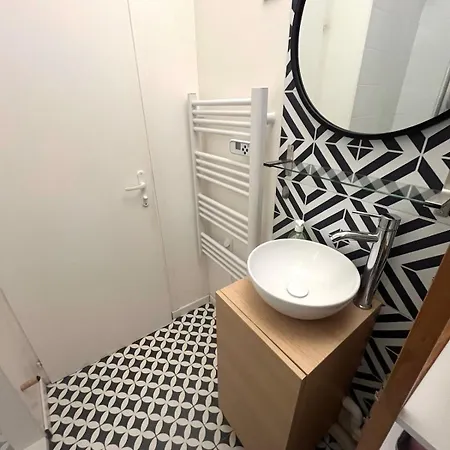 Appartement Les Pieds Dans Leau Avec Parking *