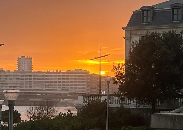 Les Pieds Dans Leau Avec Parking Appartamento *