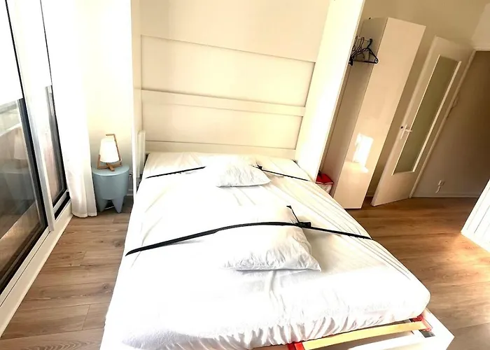 Les Pieds Dans Leau Avec Parking Appartement *