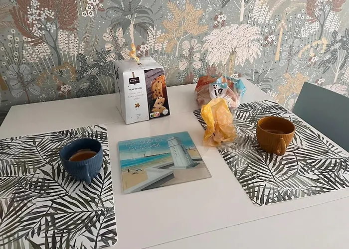 Les Pieds Dans Leau Avec Parking