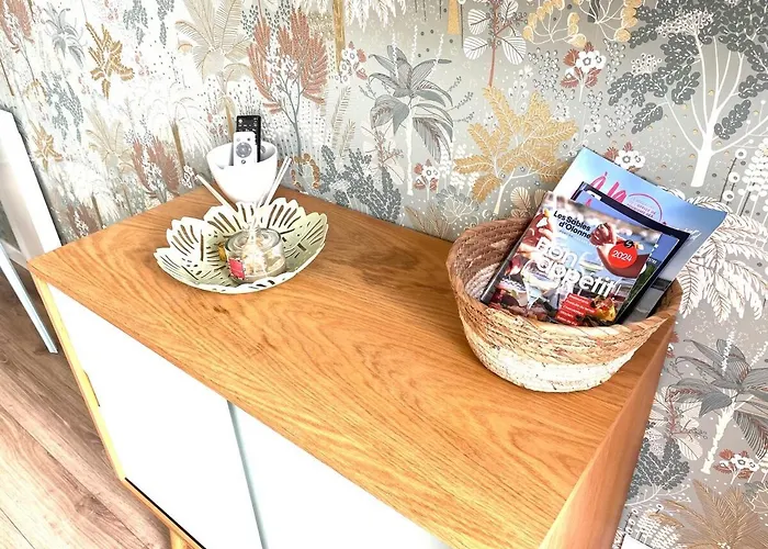 Les Pieds Dans Leau Avec Parking Appartement *