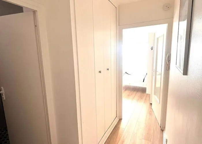 Appartement Les Pieds Dans Leau Avec Parking Les Sables-dʼOlonne