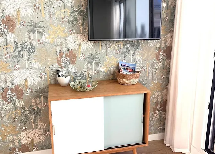 Les Pieds Dans Leau Avec Parking Les Sables-dʼOlonne